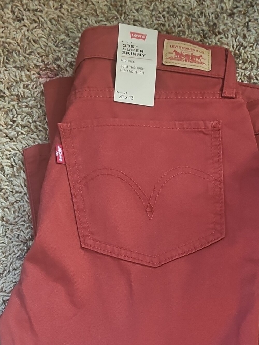 Levi's Womens  Skinny Jeans in Deep Brick Red